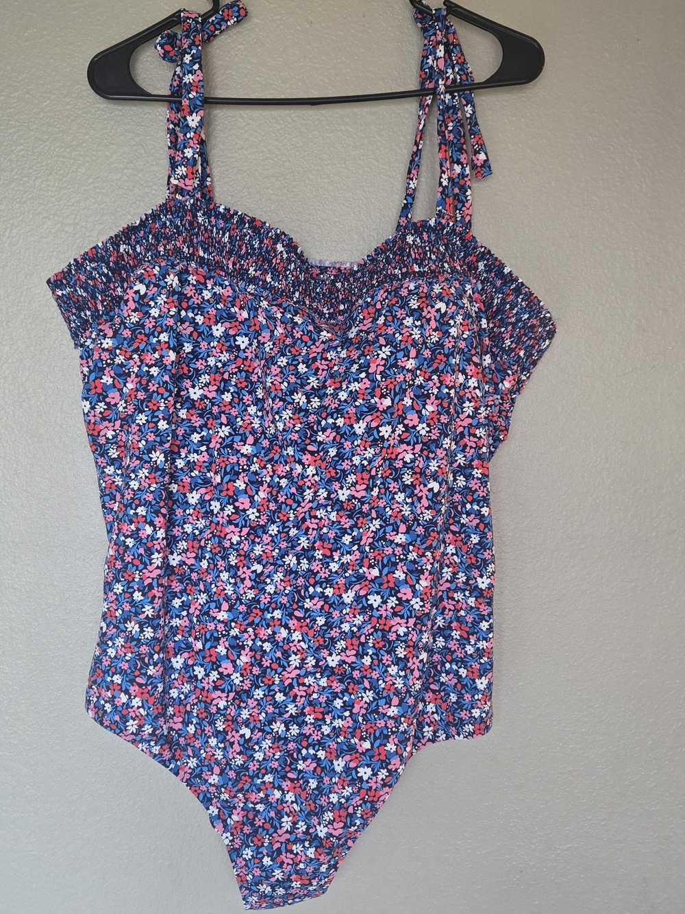 Draper James For Lands End Floral Tie-Shoulder Smocked One Piece Swimsuit 24W